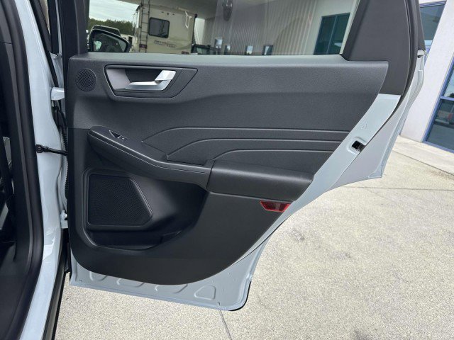 New 2025 Ford Escape Active w/ Active Premium Tech Pack image 22