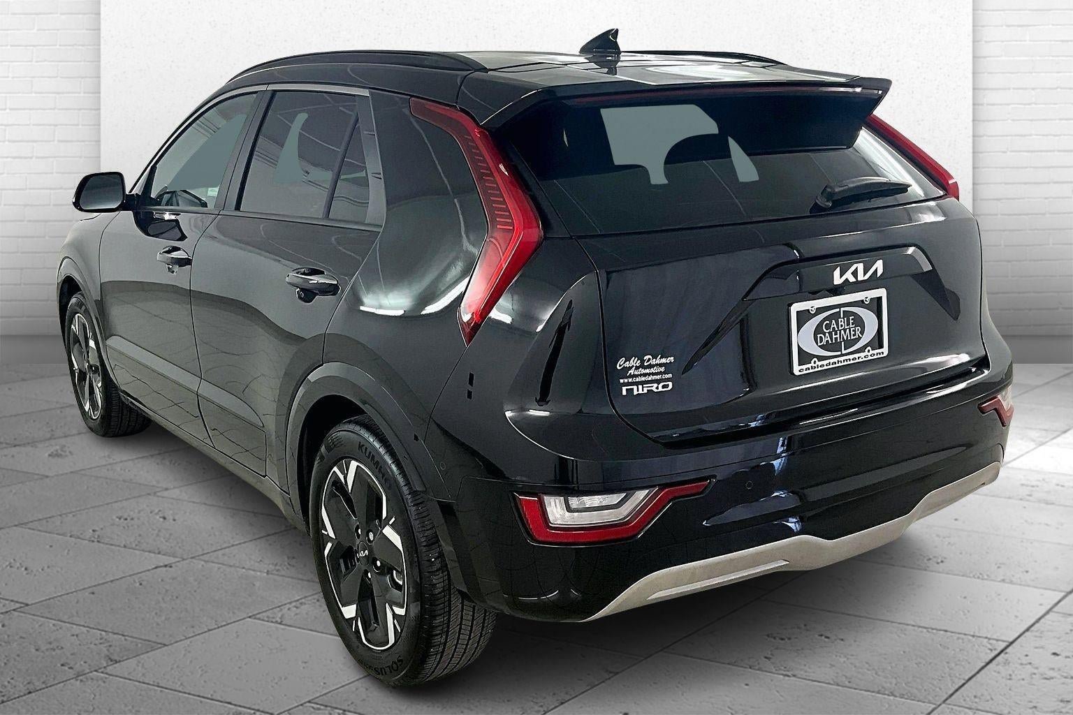 Used 2023 Kia Niro Wave image 4