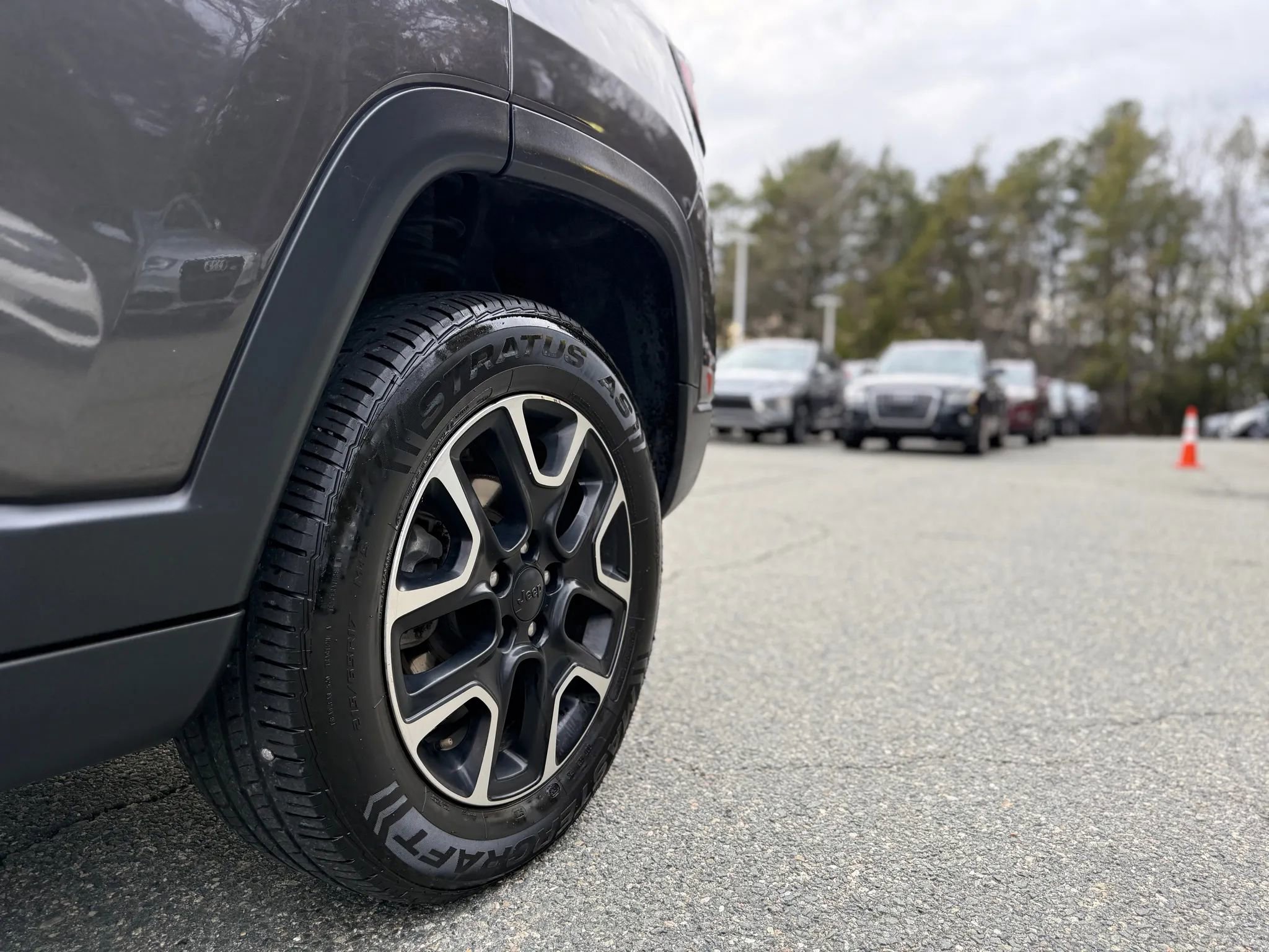 Used 2021 Jeep Compass Trailhawk image 36