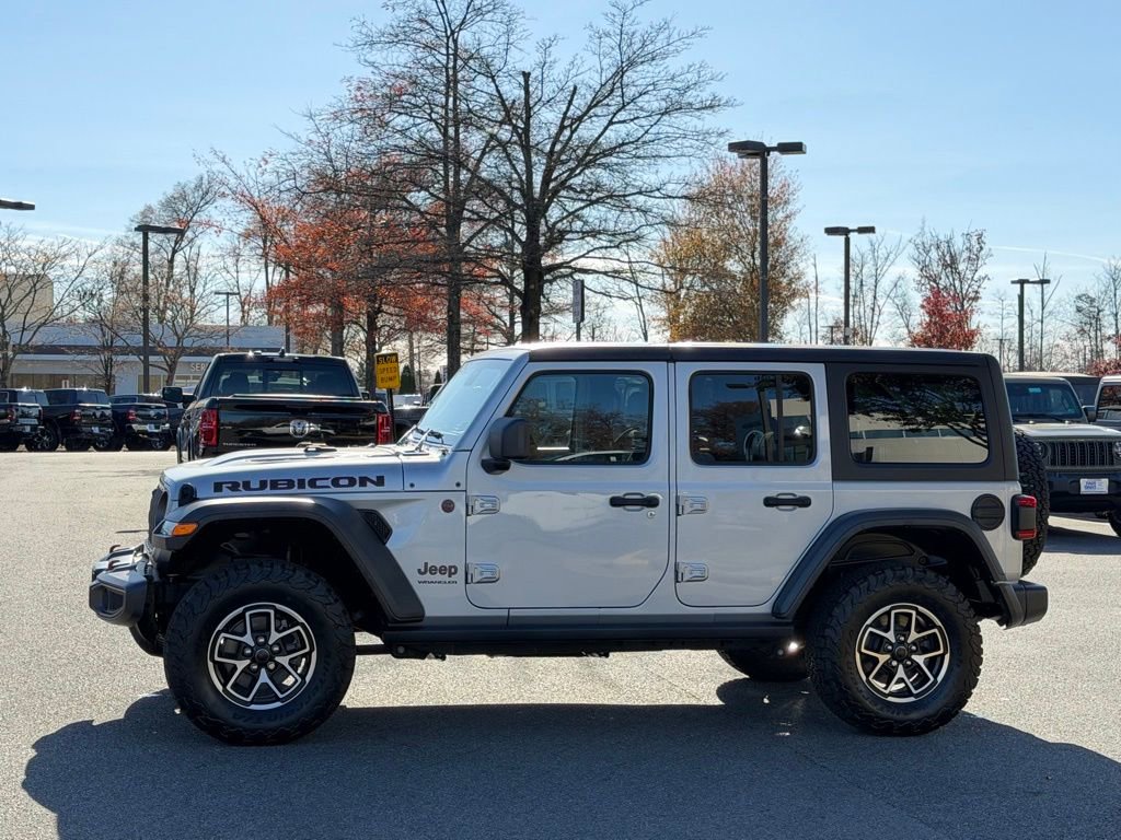 Certified 2024 Jeep Wrangler Unlimited Rubicon w/ Technology Group image 12