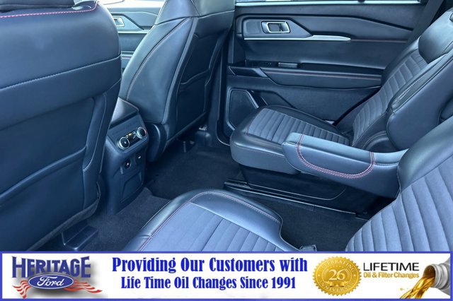 Used 2025 Ford Explorer ST-Line AWD/4WD image 12
