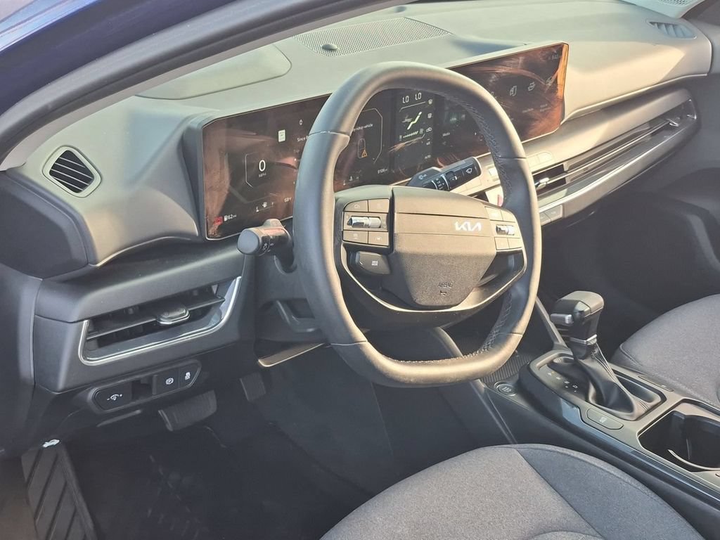 Certified 2025 Kia K4 GT-Line Turbo FWD image 10
