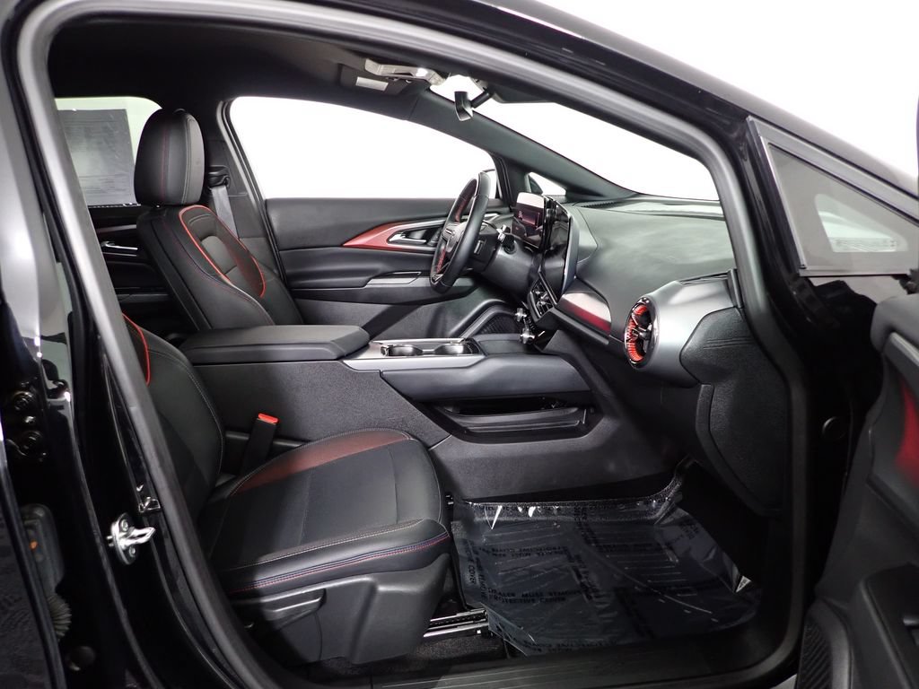 Used 2024 Chevrolet Equinox EV RS FWD image 38
