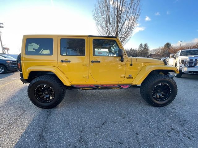 Used 2015 Jeep Wrangler Unlimited Sahara image 9