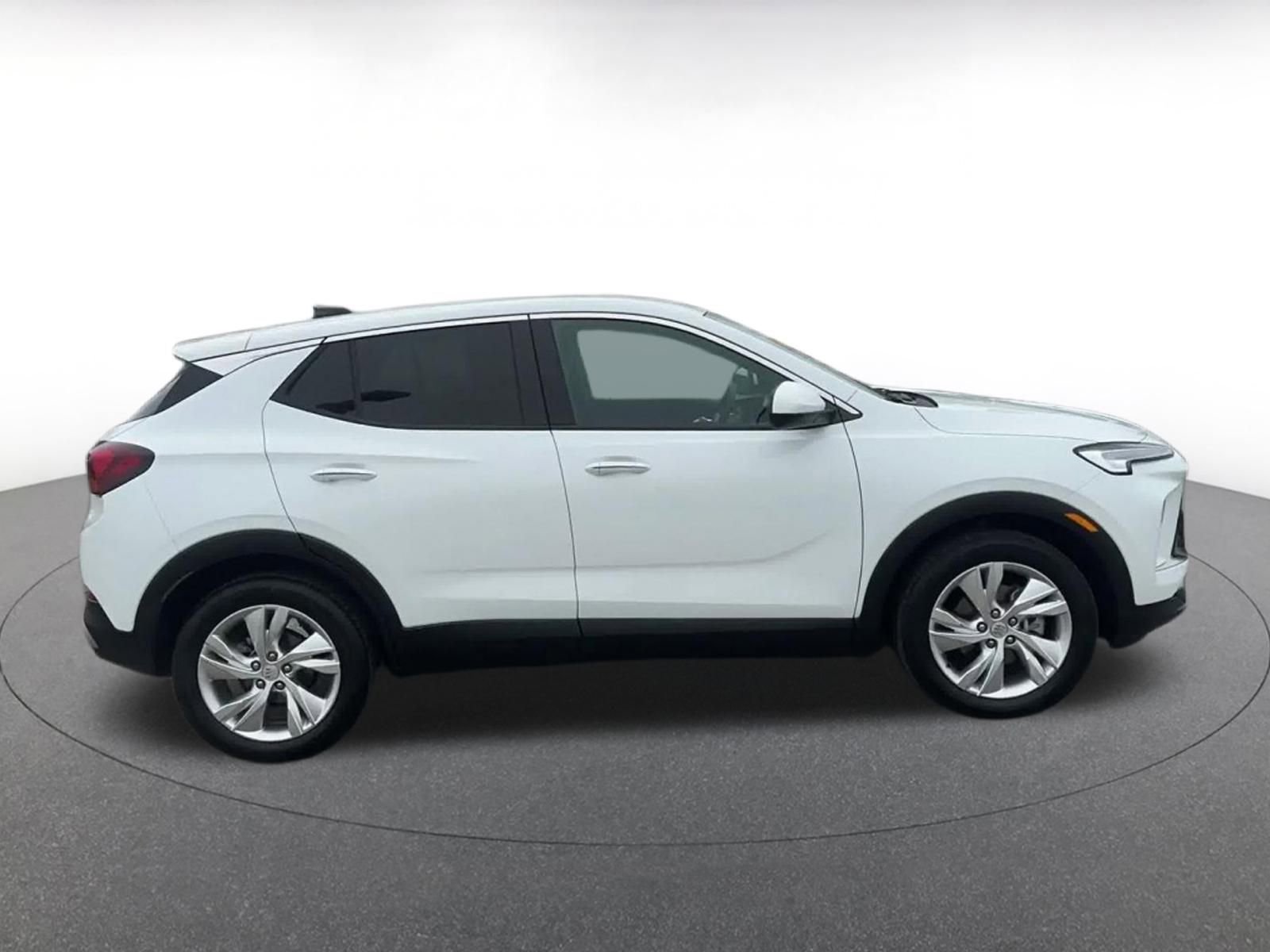 Used 2025 Buick Encore GX Preferred image 16