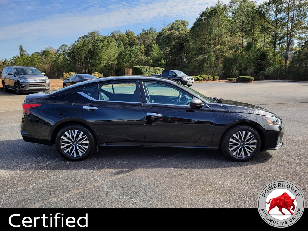 Used 2024 Nissan Altima 2.5 SV image 6