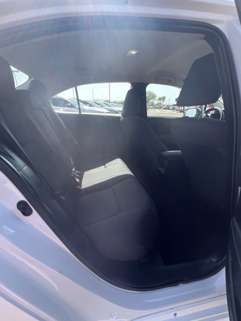 Used 2025 Toyota Corolla LE FWD image 32