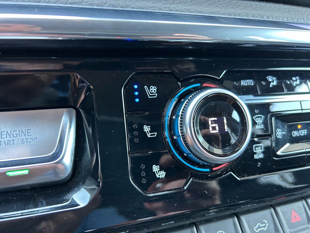 Used 2024 GMC Sierra 1500 Denali w/ Denali Reserve Package image 36