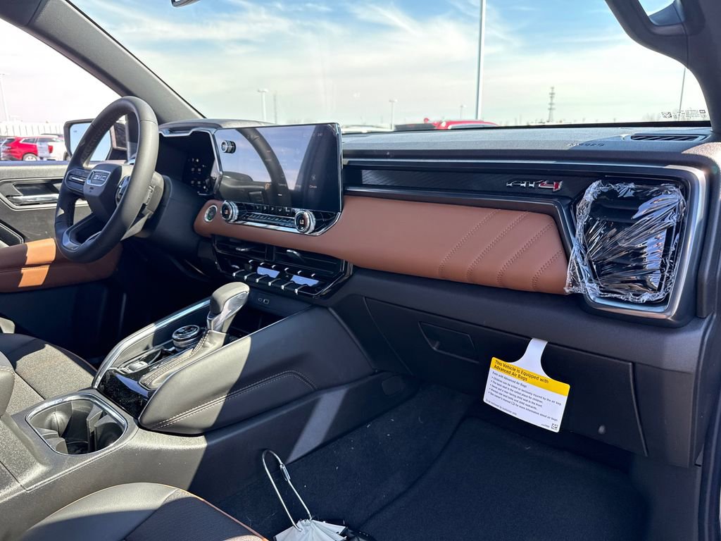 New 2026 GMC Canyon AT4 image 38