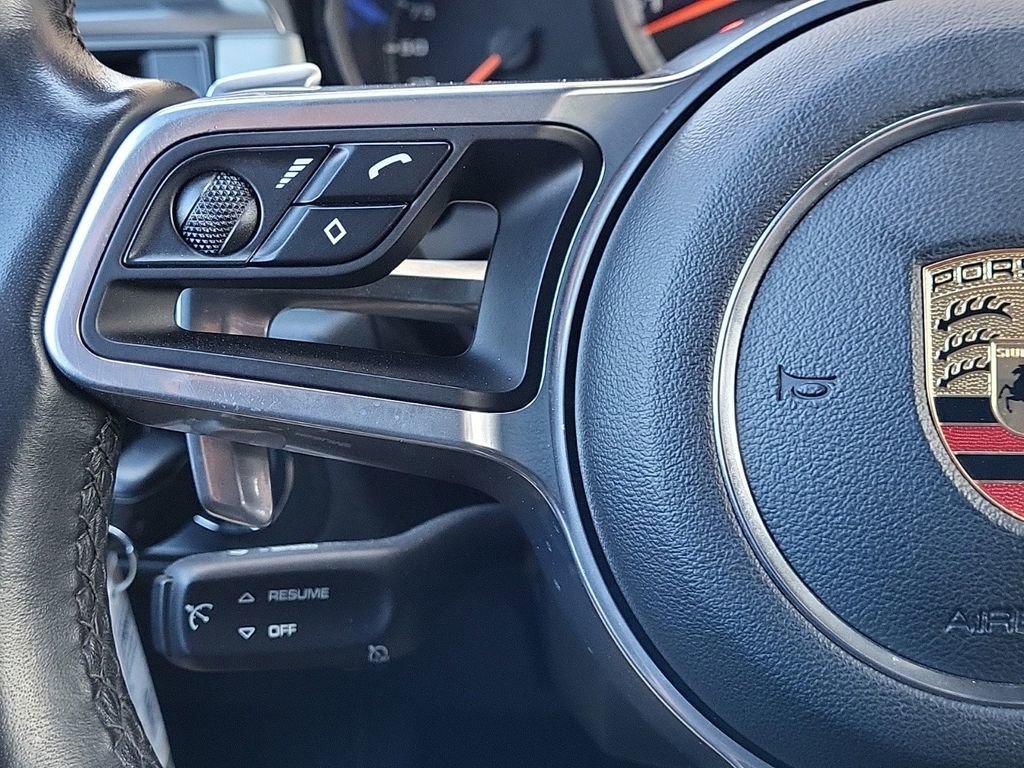 Used 2020 Porsche Macan Turbo image 21
