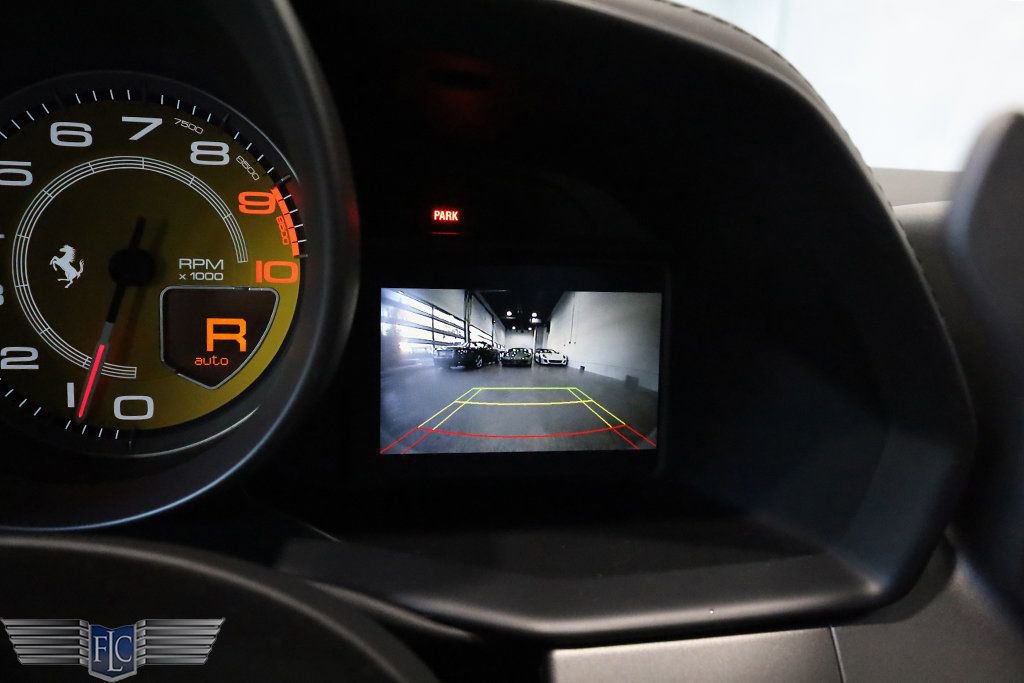 Used 2014 Ferrari 458 Italia Coupe RWD image 38
