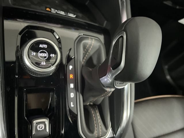 New 2026 GMC Canyon AT4 w/ Technology Plus Package AWD/4WD image 16