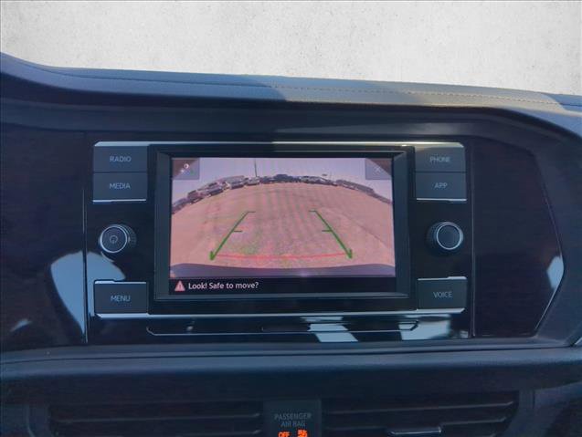 Used 2024 Volkswagen Jetta SE image 14