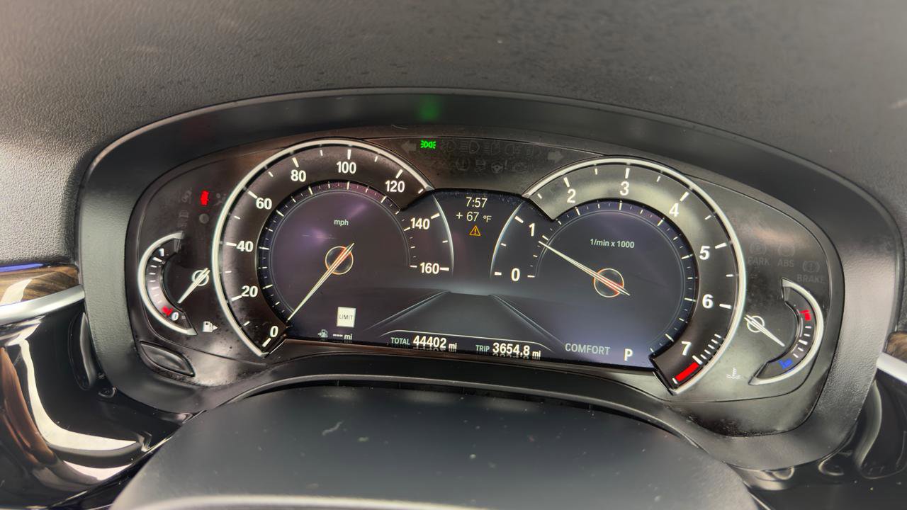 Used 2019 BMW 530i xDrive w/ Convenience Package image 36