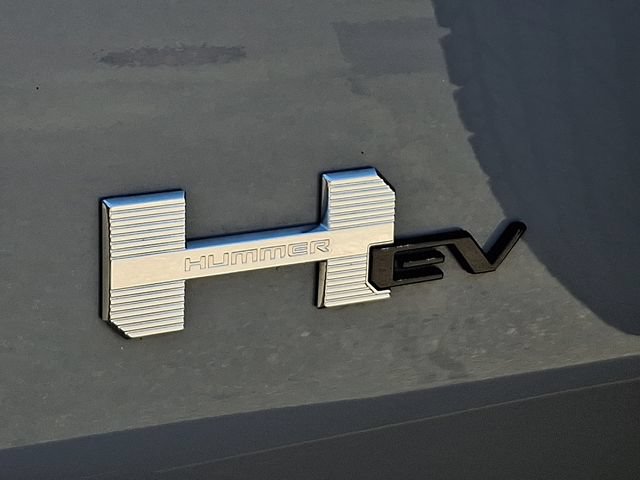 Used 2025 GMC Hummer EV 3X AWD/4WD image 31