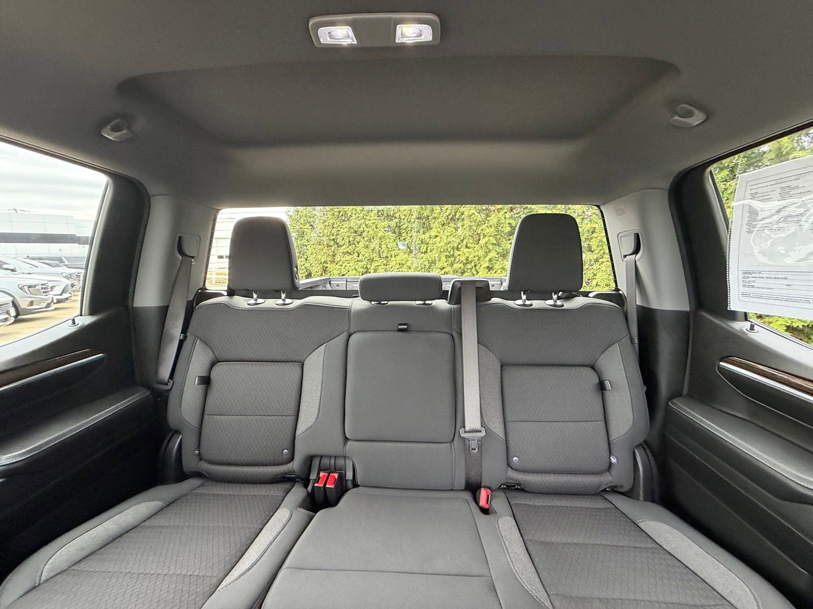 Used 2024 GMC Sierra 1500 Elevation image 3