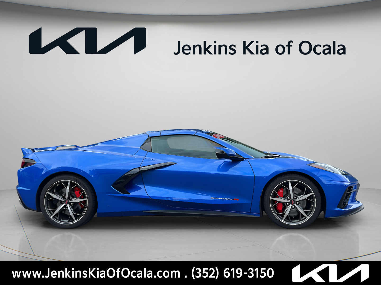 Used 2023 Chevrolet Corvette Stingray Preferred Conv w/ Z51 Performance Package RWD image 2