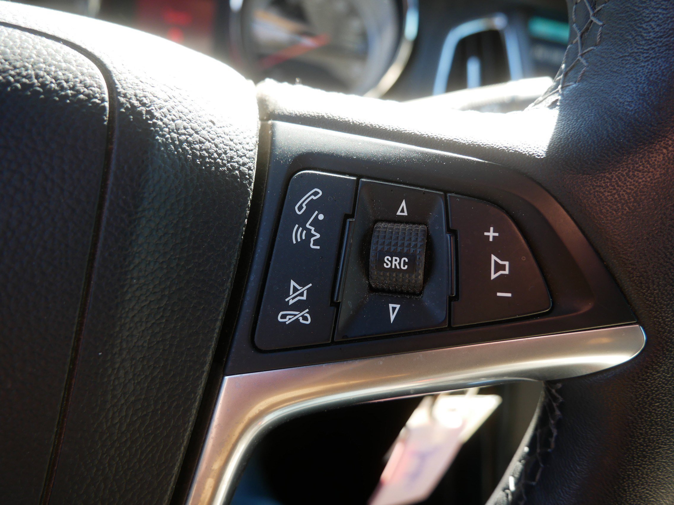Used 2018 Buick Cascada Premium FWD image 20