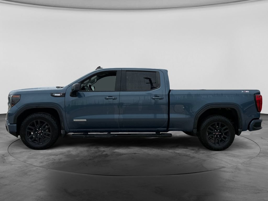 Used 2024 GMC Sierra 1500 Elevation w/ LPO, Elevation Black Package AWD/4WD image 5