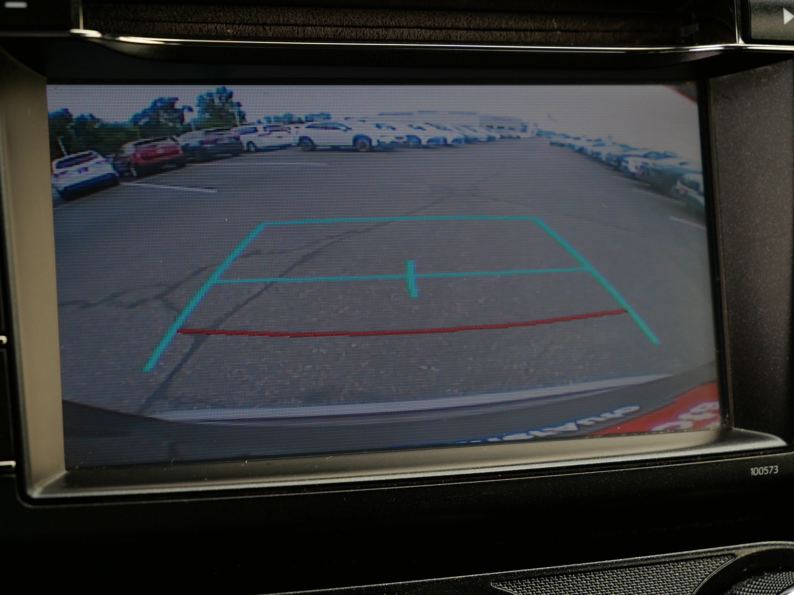 Used 2018 Toyota RAV4 LE w/ Carpet Mat Package AWD/4WD image 32
