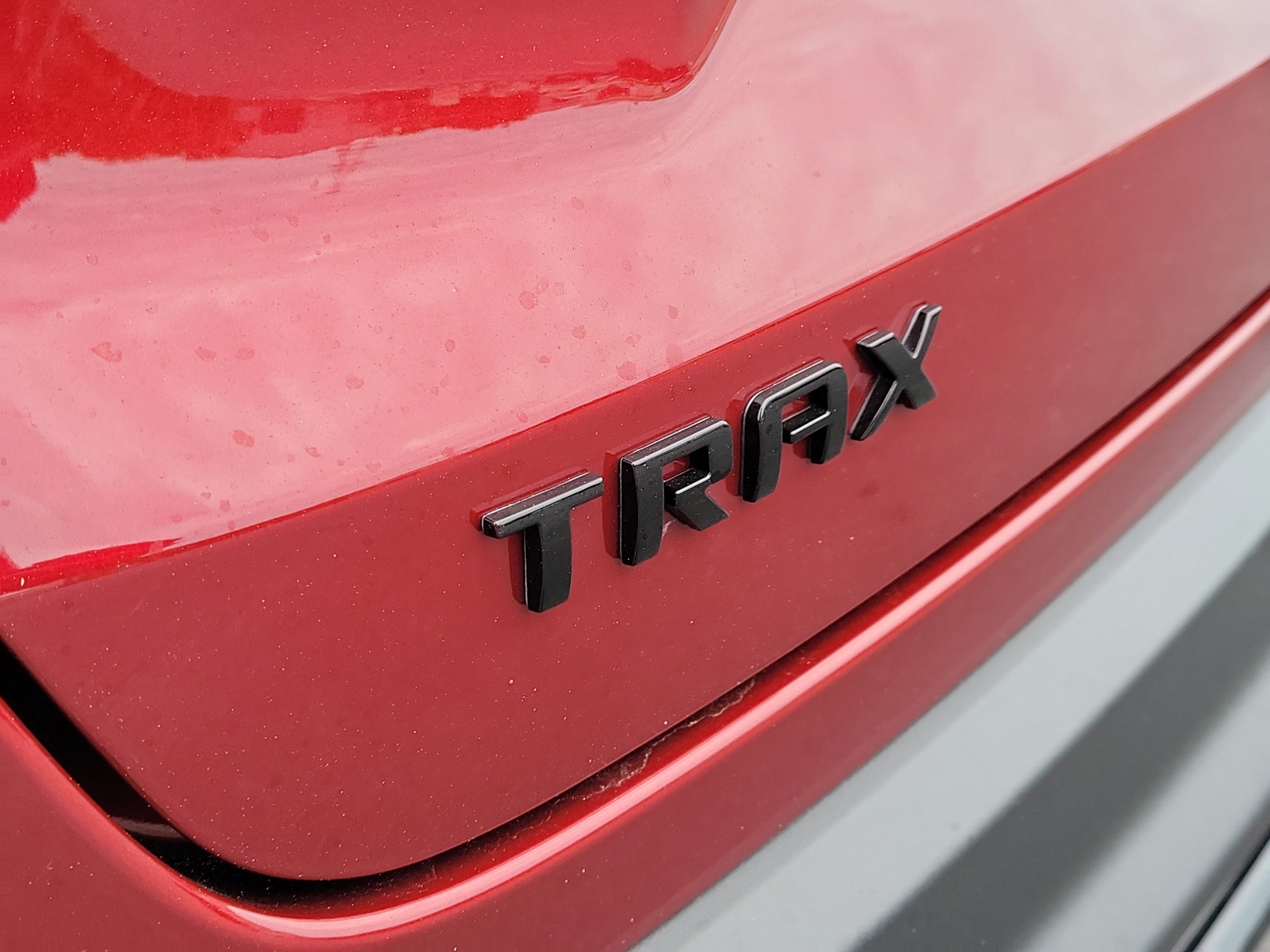 Used 2025 Chevrolet Trax RS w/ Driver Confidence Package image 5