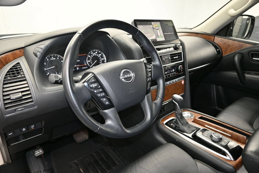 Used 2024 Nissan Armada SL w/ Captain's Chairs Package RWD image 17