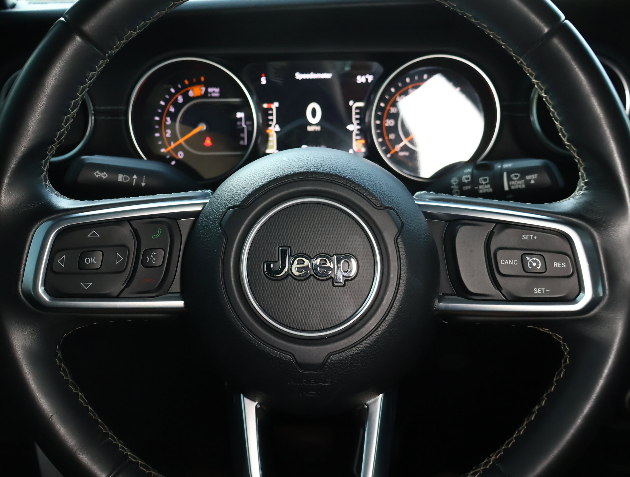 Used 2018 Jeep Wrangler Unlimited Sahara image 10