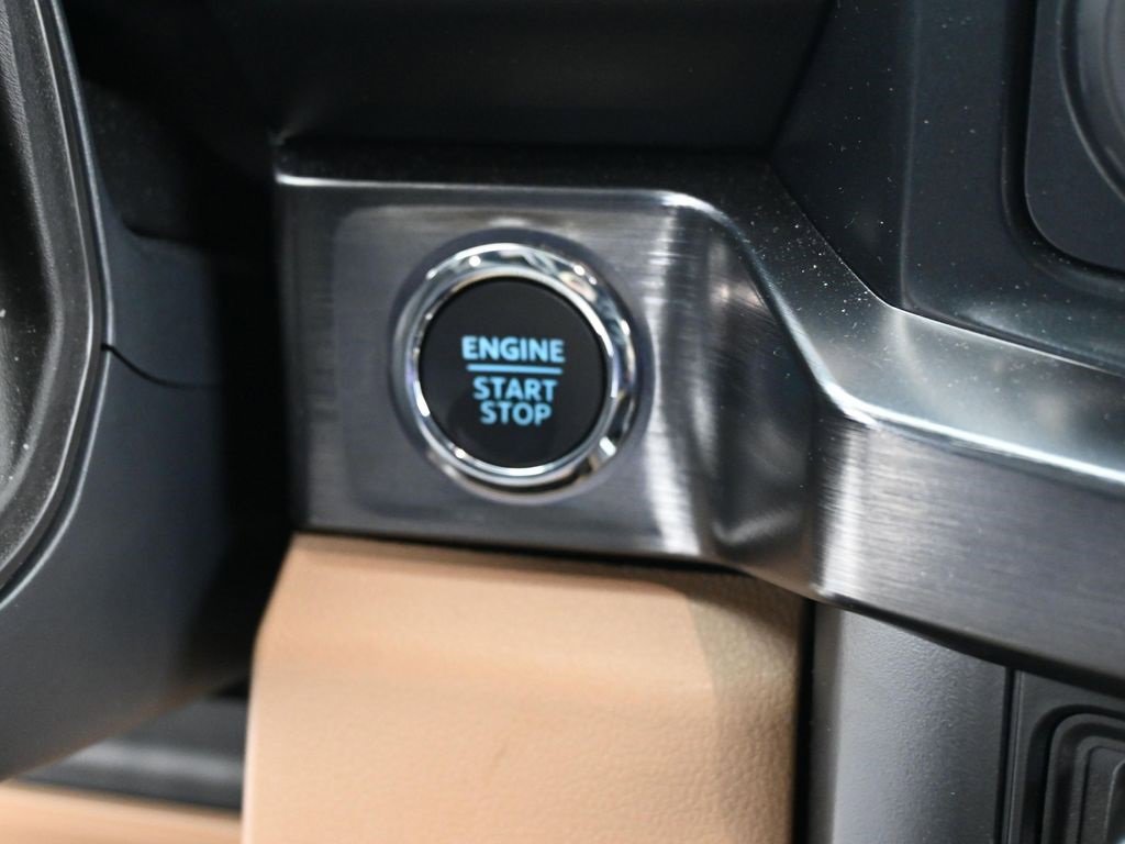 Used 2024 Ford F250 Lariat w/ Lariat Ultimate Package image 20