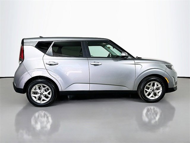 Used 2024 Kia Soul LX w/ Option Group 015 image 8