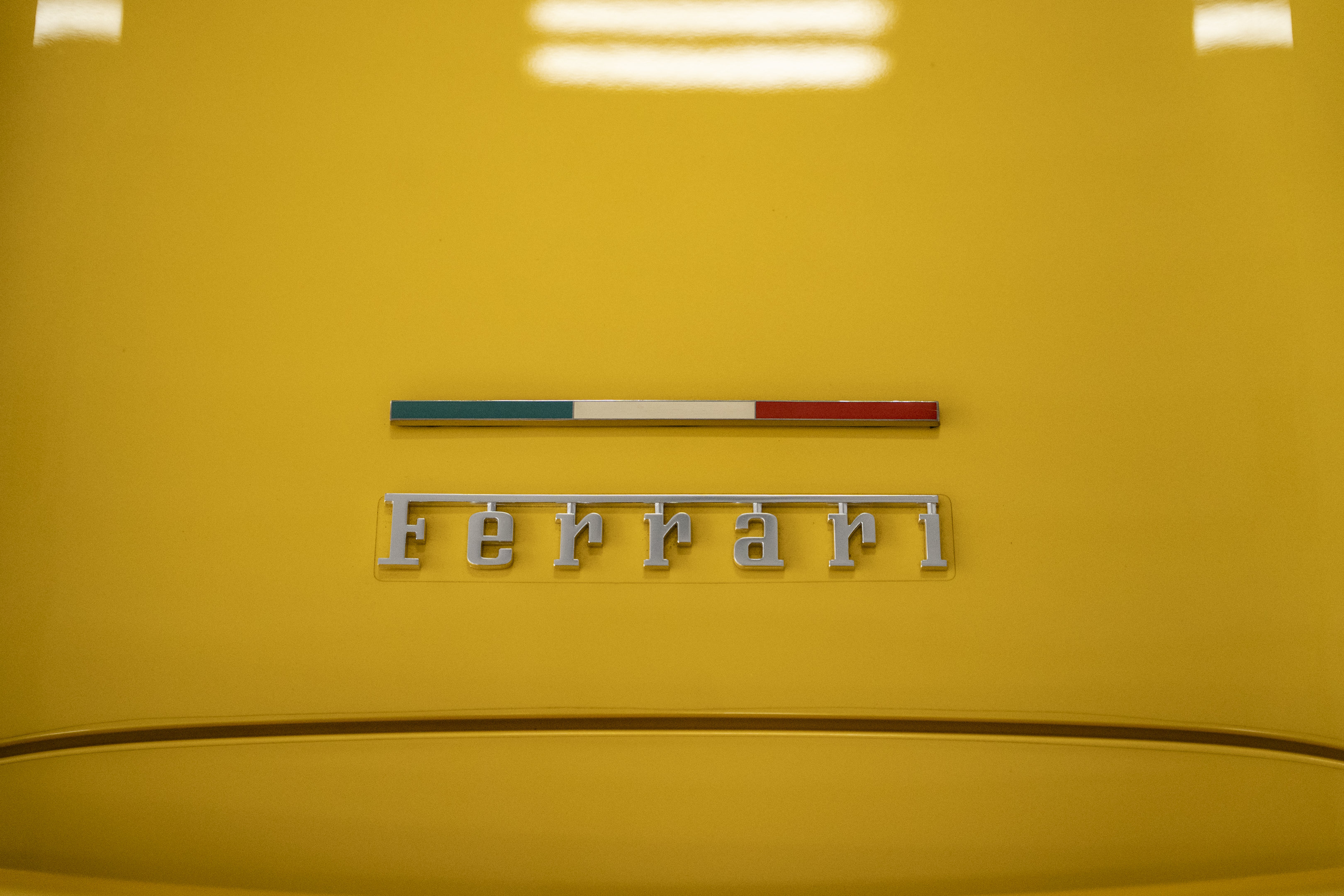 Used 2018 Ferrari 488 Spider RWD image 22