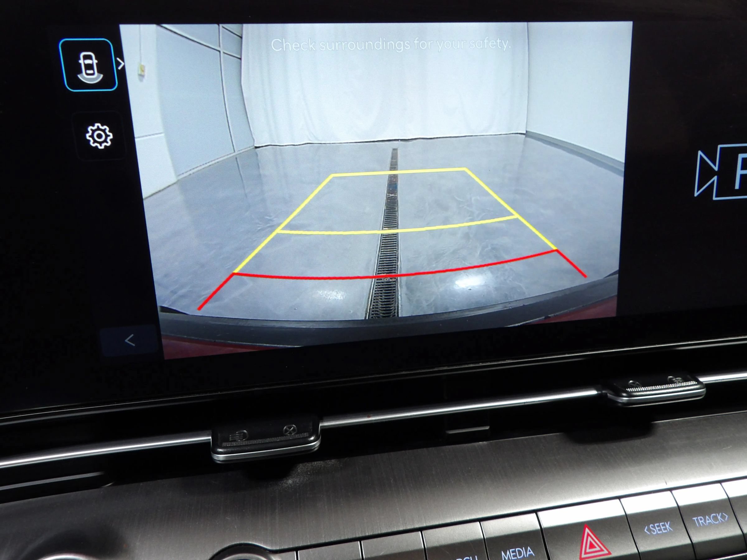 Used 2025 Hyundai Kona SE FWD image 18