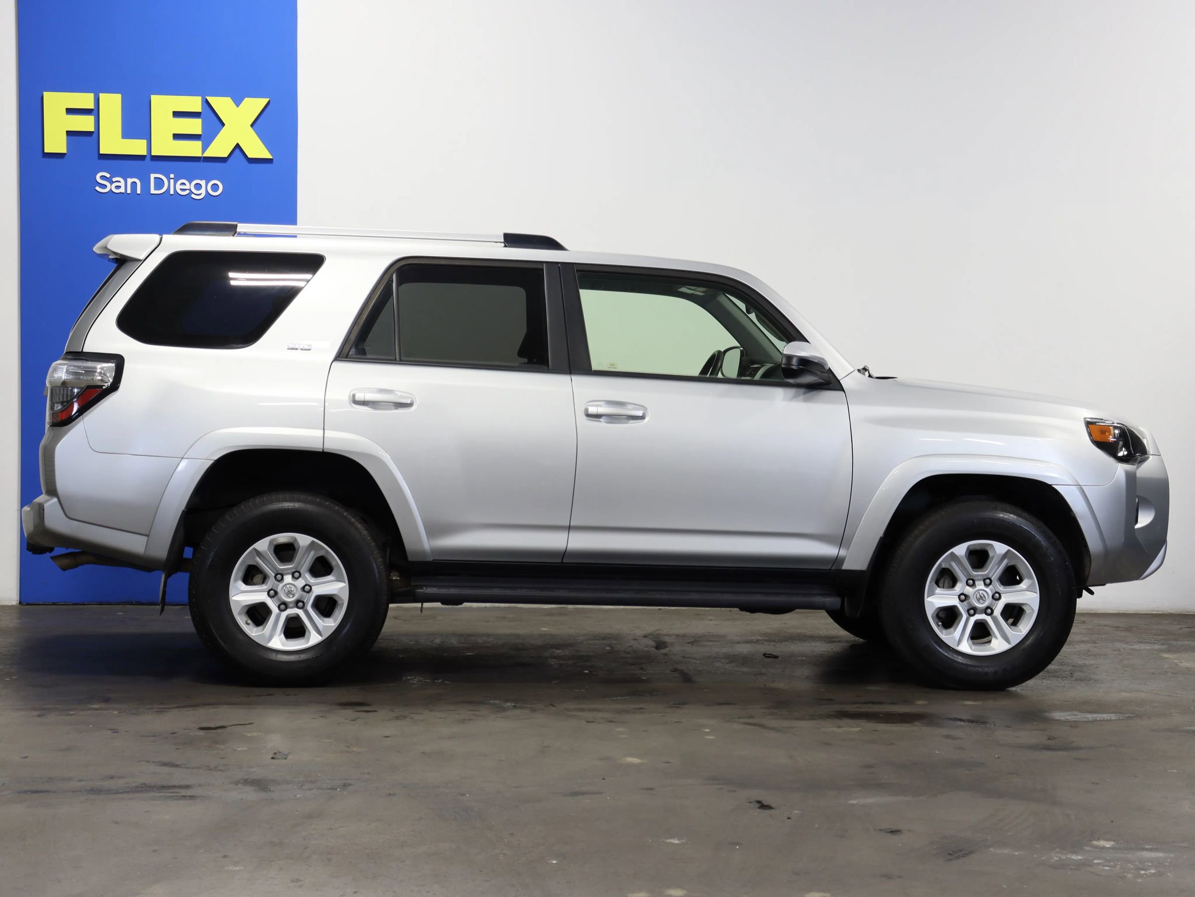 Used 2019 Toyota 4Runner SR5 image 6