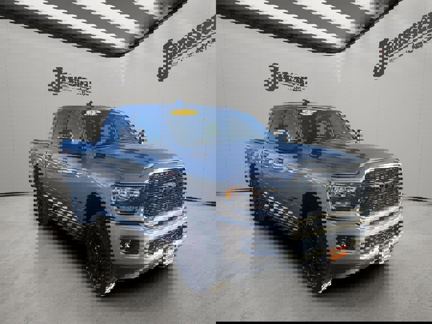 Used 2024 RAM 2500 Big Horn w/ Night Edition image 6