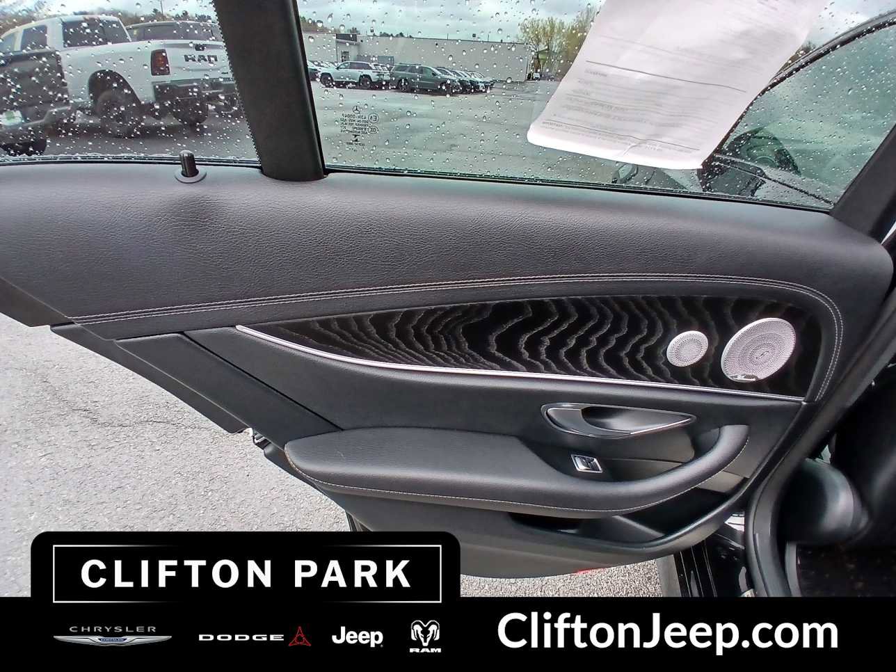 Used 2020 Mercedes-Benz E 350 4MATIC Sedan image 12