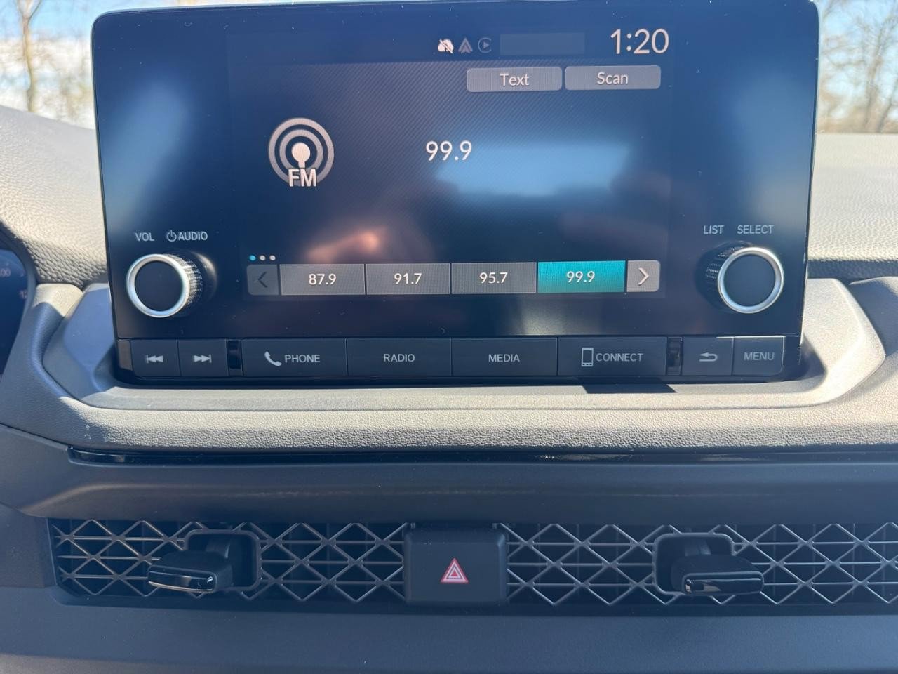 Certified 2023 Honda Accord LX image 24