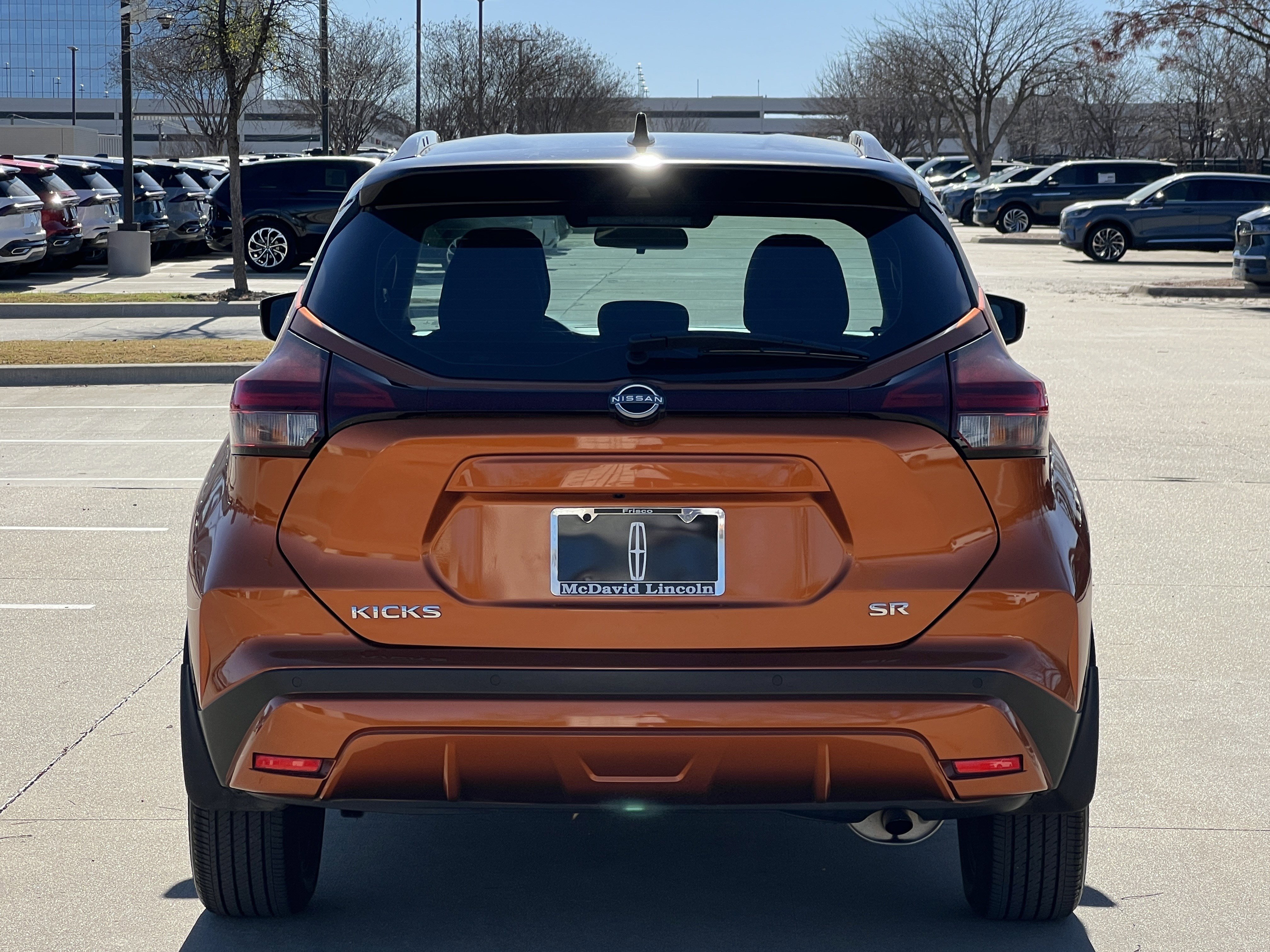 Used 2023 Nissan Kicks SR w/ SR Premium Package image 8