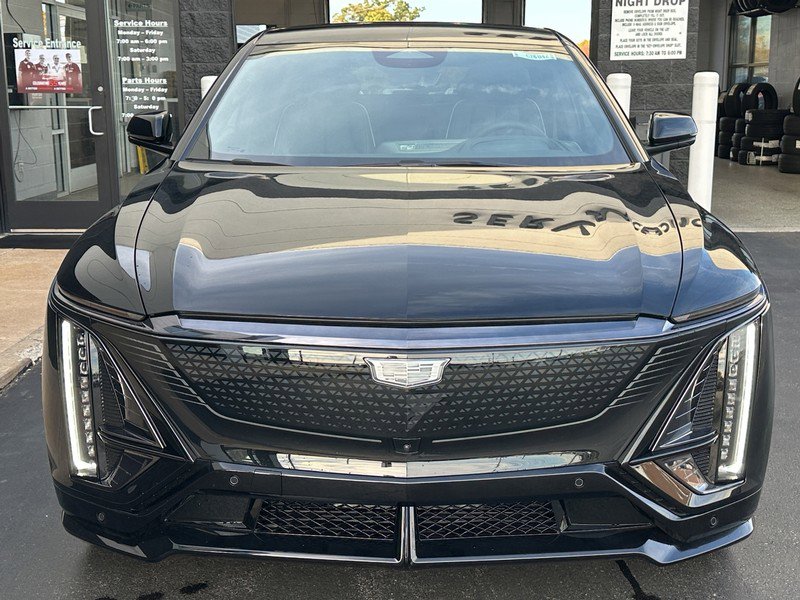 New 2026 Cadillac Lyriq V w/ LPO, Floor Liner Package image 6