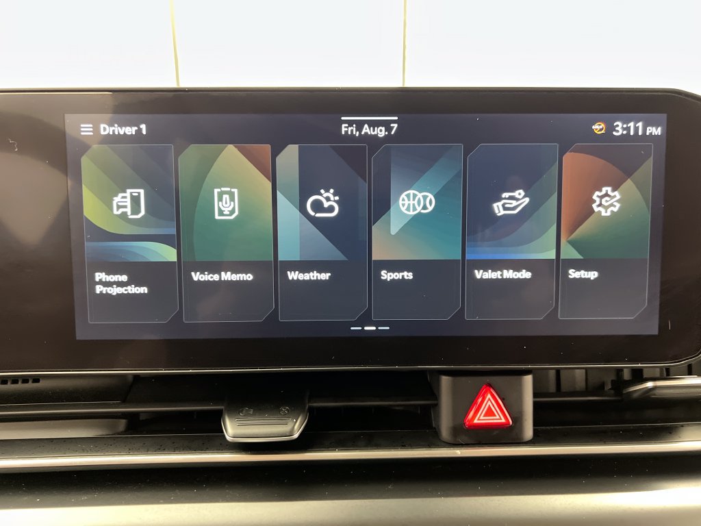 Used 2025 Kia Carnival FWD image 66