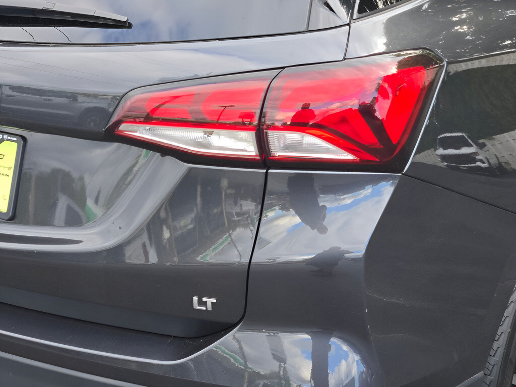 Certified 2022 Chevrolet Equinox LT FWD image 14
