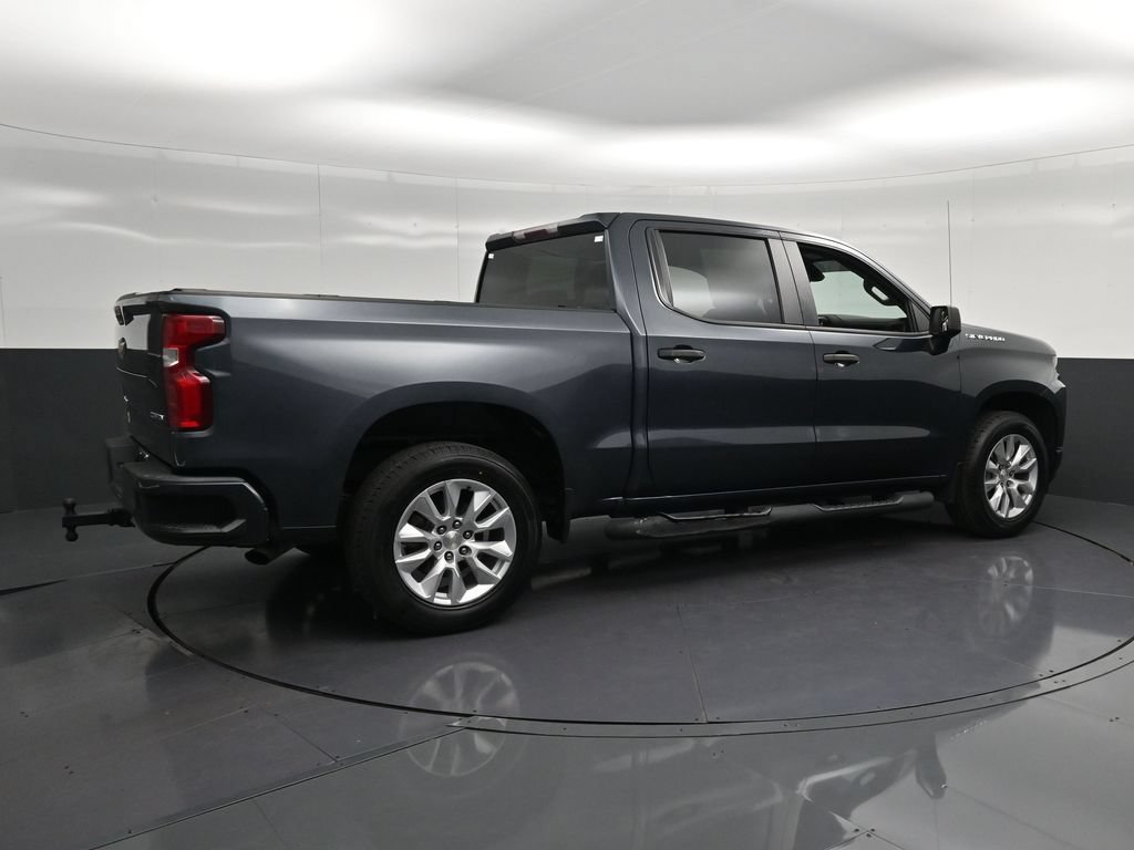 Used 2022 Chevrolet Silverado 1500 Custom w/ Safety Confidence Package RWD image 3