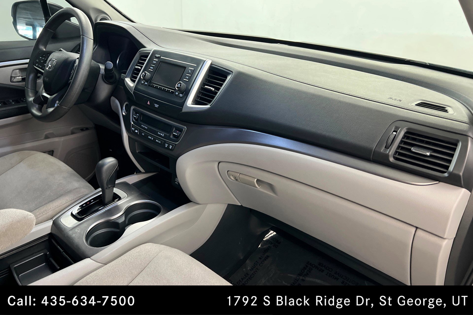 Used 2020 Honda Pilot LX image 25