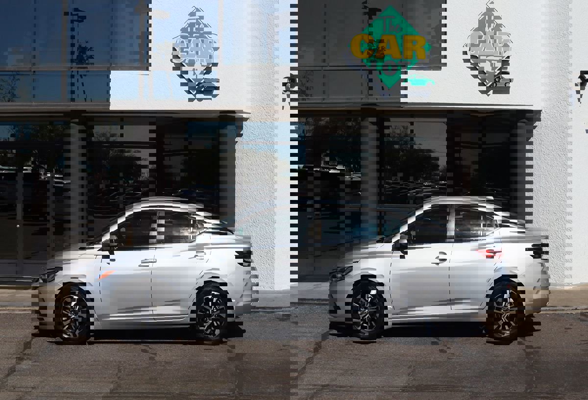 Used 2021 Nissan Sentra SV image 8