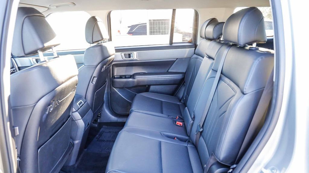 Used 2025 Hyundai Santa Fe SEL image 22