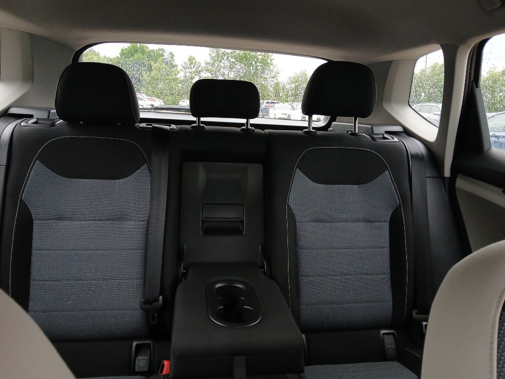 Used 2025 Volkswagen Taos S FWD image 21