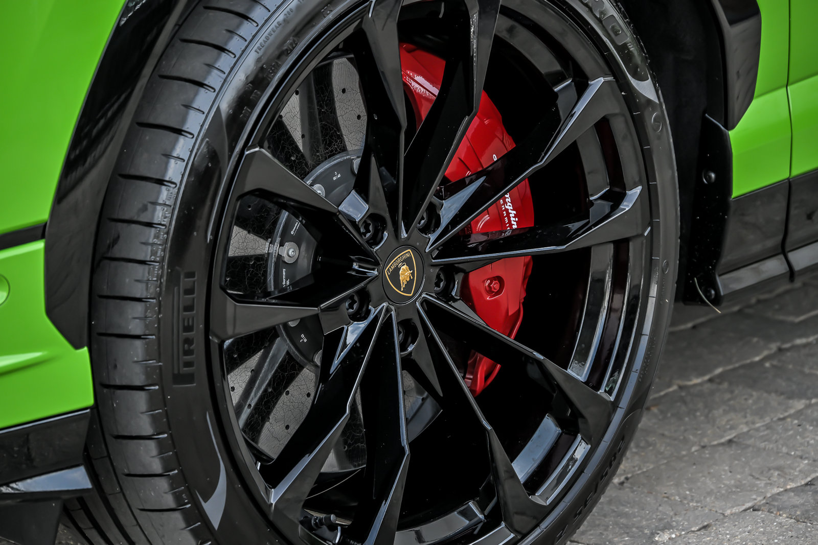 Used 2024 Lamborghini Urus S AWD/4WD image 8