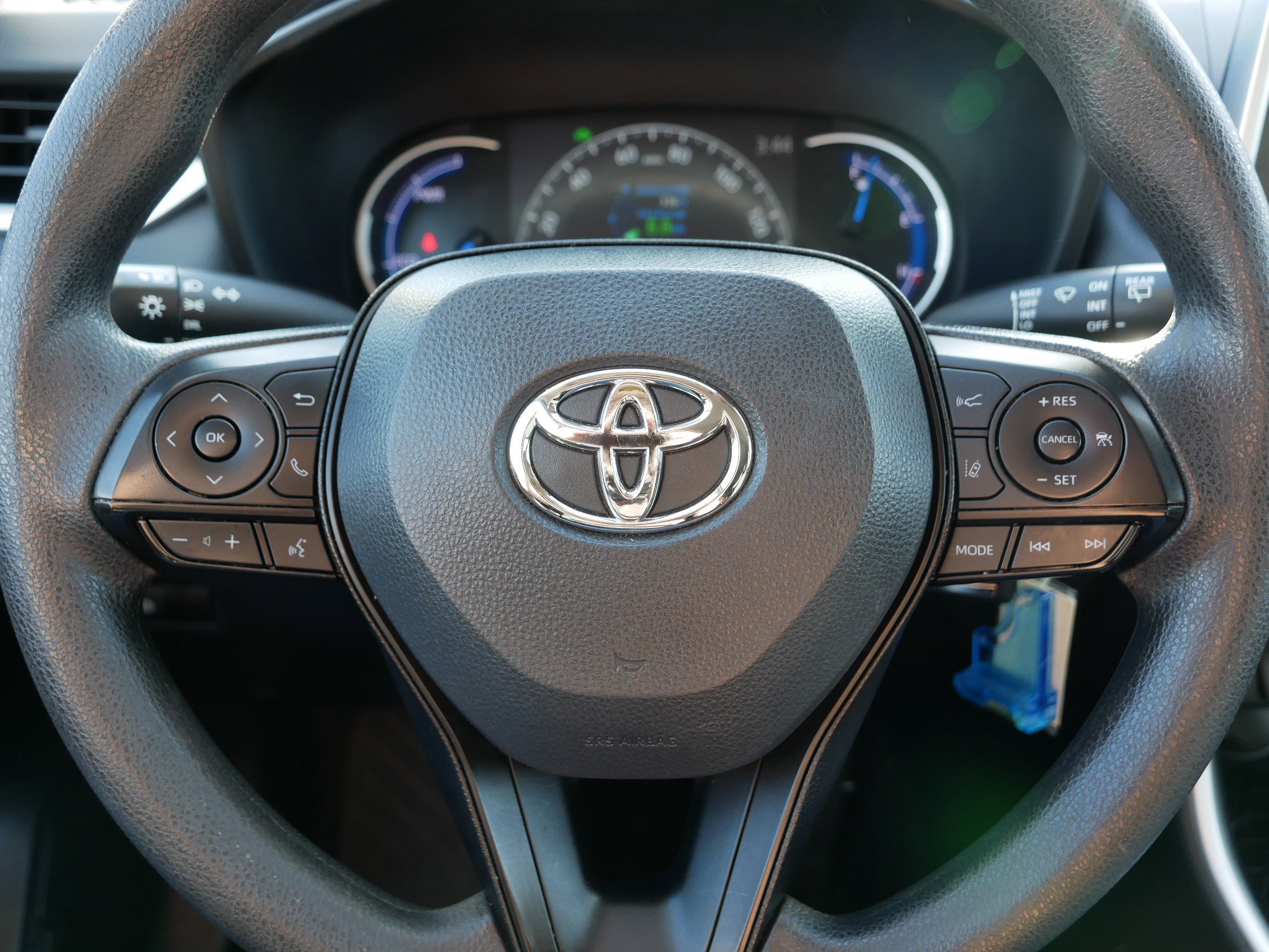 Used 2023 Toyota RAV4 LE AWD/4WD image 25