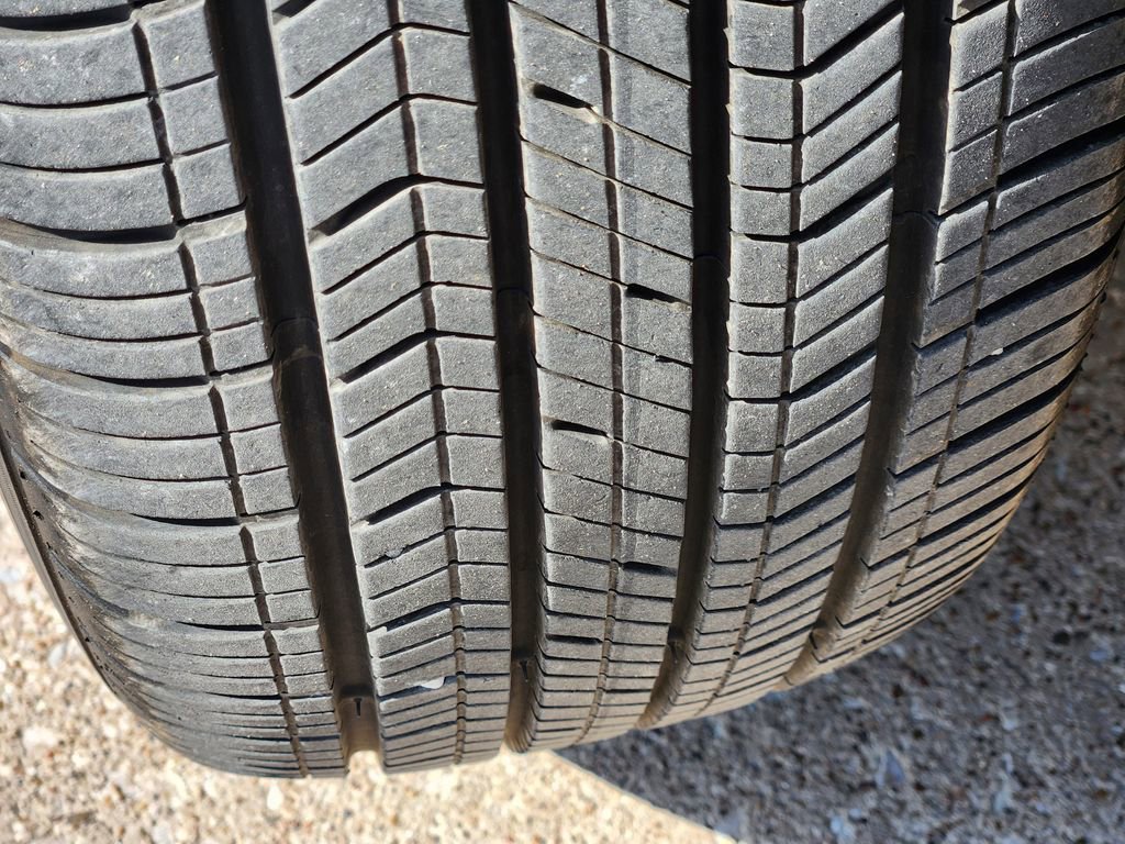 Certified 2025 Hyundai Kona SE image 11