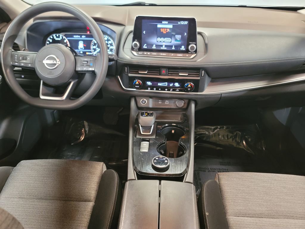 Certified 2023 Nissan Rogue SV image 21
