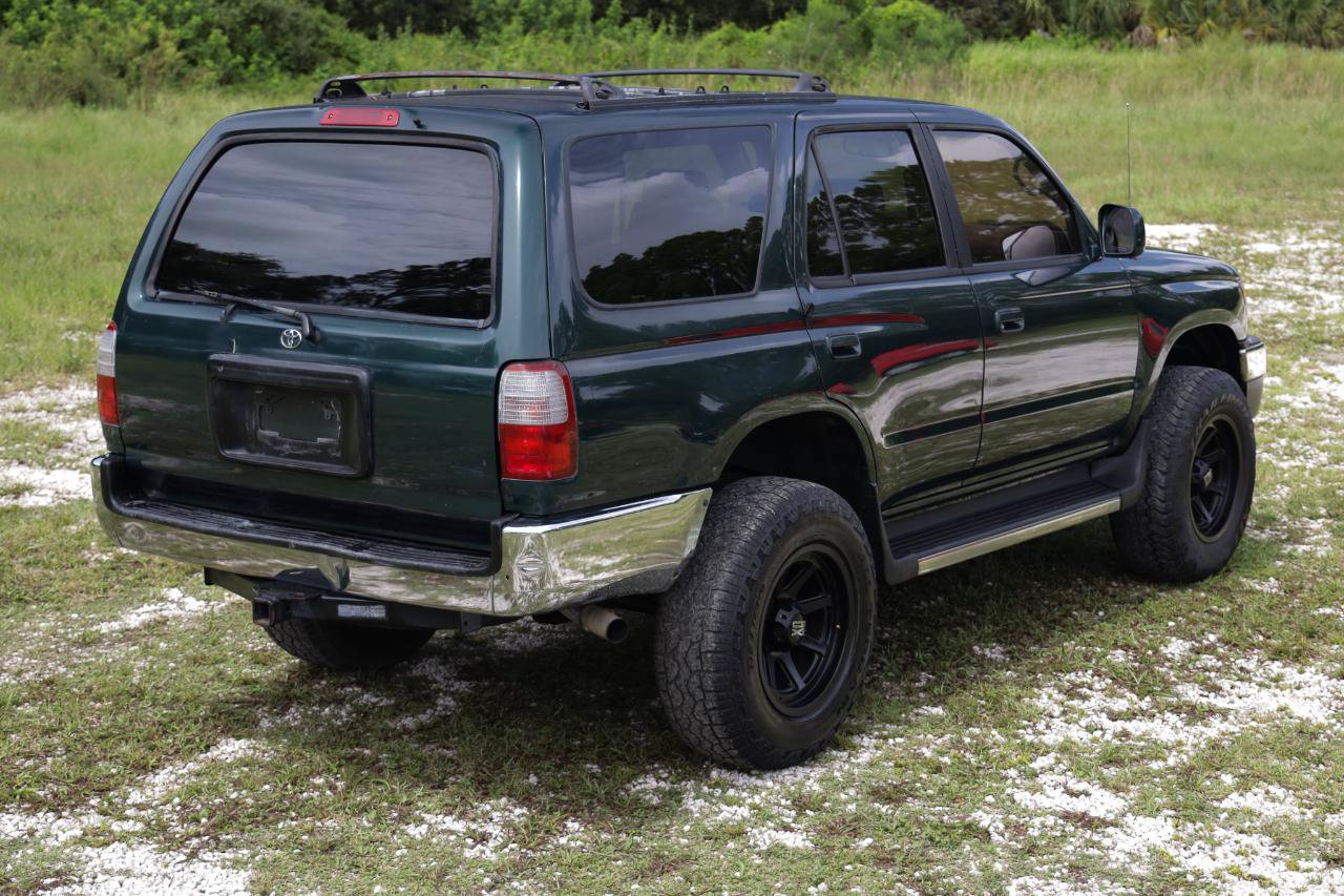 Used 2000 Toyota 4Runner SR5 w/ Upgrade Value Pkg 2 RWD image 11