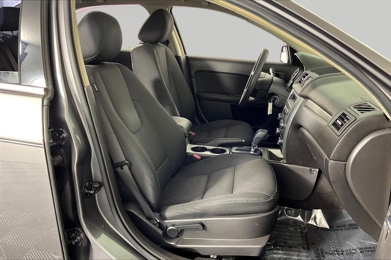 Used 2011 Ford Fusion SE w/ 202A Rapid Spec Order Code FWD image 28